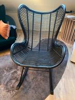 Rotan schommelstoel zwart, Huis en Inrichting, Ophalen, Zo goed als nieuw, Zwart, Eén