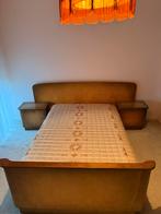 Vintage slaapkamer set – bed met 2 nachtkastjes, Ophalen, Zo goed als nieuw, Tweepersoons