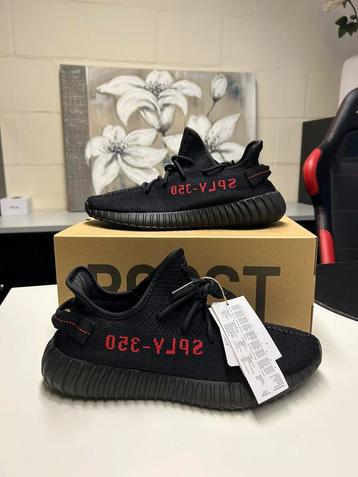 Yeezy 350 Boost V2 Black Red maat 44 | US 10 beschikbaar voor biedingen