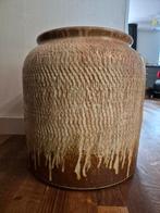 Design bloempot beige/bruin, Huis en Inrichting, Woonaccessoires | Vazen, Ophalen, Overige kleuren, Aardewerk of Porselein, Zo goed als nieuw