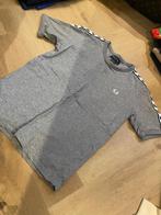 Fred Perry t shirt in maat 11/12, 152 zgan, Ophalen of Verzenden, Zo goed als nieuw, Overige maten, Blauw