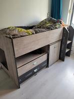 half hoogslaper, kajuitbed jongensbed incl buro, Kinderen en Baby's, Kinderkamer | Stapelbedden en Hoogslapers, Gebruikt, Hoogslaper