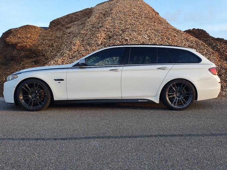 BMW 5-Serie 2.0 D 520 120KW Touring AUT 2012 Wit, Auto's, BMW, Particulier, 5-Serie, 360° camera, ABS, Achteruitrijcamera, Airbags