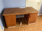 Gratis: houten bureau, Ophalen, Gebruikt, Bureau