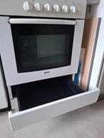 Fasfornuis met elektrische oven Bosch, Ophalen, Gebruikt, 4 kookzones, Gas