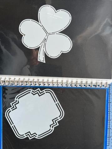 Dutch Doobadoo mallen (1) beschikbaar voor biedingen