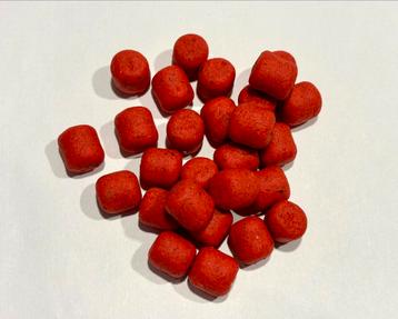 Squid Robin Red wafters 14x12mm beschikbaar voor biedingen