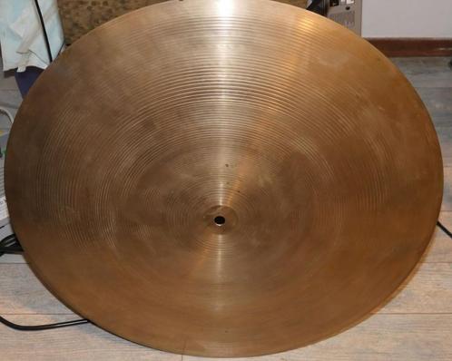 Sabian 20 inch Flat Bell Ride, Muziek en Instrumenten, Instrumenten | Onderdelen, Zo goed als nieuw, Drums of Percussie, Ophalen of Verzenden