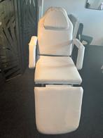 Behandelstoel wit, Ophalen, Gebruikt, Massagetafel