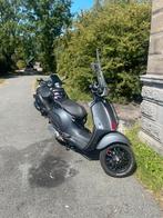 Vespa spint 2018 euro 4, Fietsen en Brommers, Scooters | Vespa, Ophalen, Zo goed als nieuw