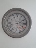 Mooie klok te koop, Ophalen, Zo goed als nieuw, Analoog, Wandklok