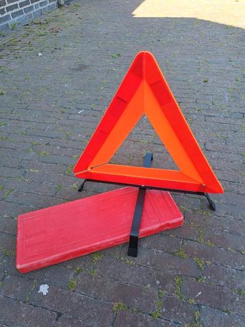 Gevarendriehoek - Gebruikt beschikbaar voor biedingen