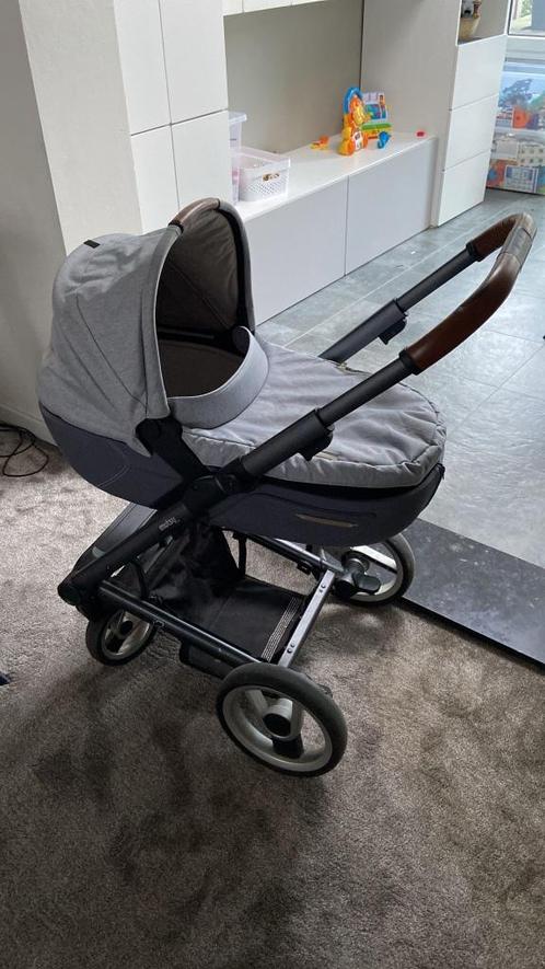 Complete kinderwagen Mutsy i2, Kinderen en Baby's, Kinderwagens en Combinaties, Gebruikt, Combiwagen, Mutsy, Met reiswieg, Verstelbare duwstang