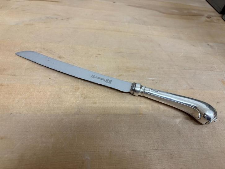 Groot antiek vleesmes met zilveren "Pistool" heft, Antiek en Kunst, Antiek | Bestek, Ophalen of Verzenden