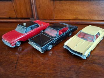 Corgi toys,  dinky toys,  detroit senior beschikbaar voor biedingen