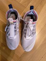 Puma Grijze Witte Heren Schoenen Sneakers | 42, Kleding | Heren, Schoenen, Puma, Overige kleuren, Ophalen of Verzenden, Sneakers of Gympen