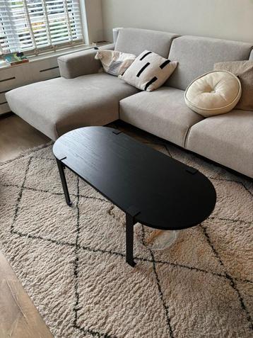 Zwarte minimalistische Salontafel / Koffietafel beschikbaar voor biedingen
