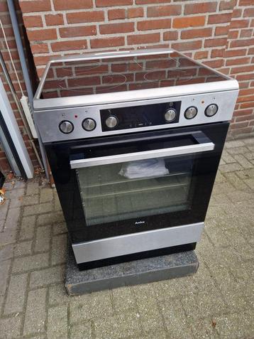 Amica elektrisch fornuis beschikbaar voor biedingen