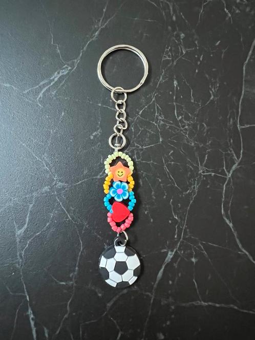 Nieuw sleutelhanger love voetbal liefde hart valentijnsdag, Verzamelen, Sleutelhangers, Nieuw, Sport, Ophalen of Verzenden