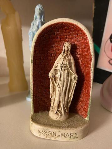 Vintage kerst letterbak stalletjes kaarsen beeldjes en meer. beschikbaar voor biedingen