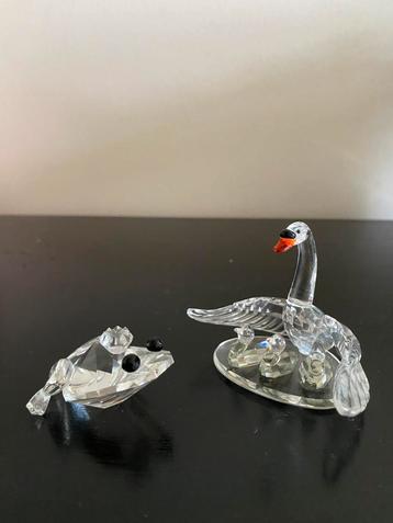 Swarovski zwanen familie en kikker beschikbaar voor biedingen