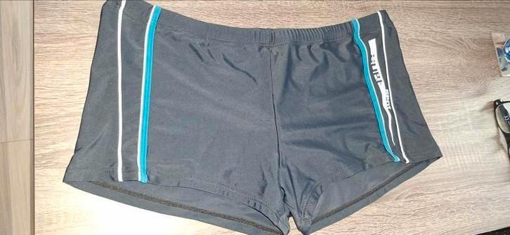 56)Te koop goede zwarte zwembroek maat XL, Kleding | Heren, Badmode en Zwemkleding, Maat 56/58 (XL), Zwart, Ophalen of Verzenden