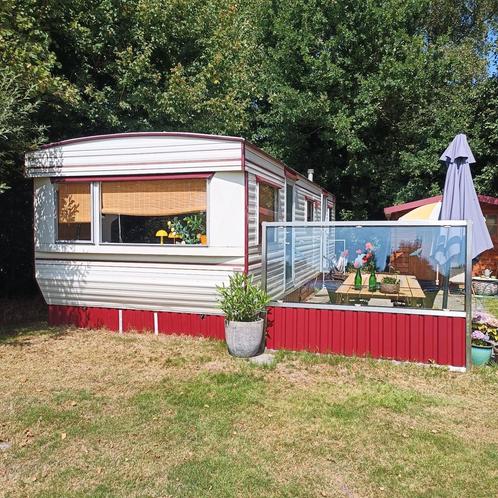 Knusse stacaravan incl inventaris zonder staanplaats, Caravans en Kamperen, Stacaravans, tot en met 4, Ophalen