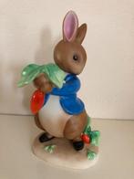 Beatrix Potter Beeldje Peter Rabbit Met Wortel, Ophalen of Verzenden, Zo goed als nieuw, Dier