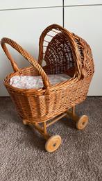 Rieten poppenwagen, Ophalen, Zo goed als nieuw