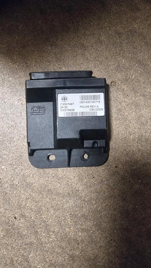 ECU CDI PIAGGIO, Fietsen en Brommers, Brommeronderdelen | Scooters, Zo goed als nieuw, Piaggio, Overige typen, Ophalen of Verzenden