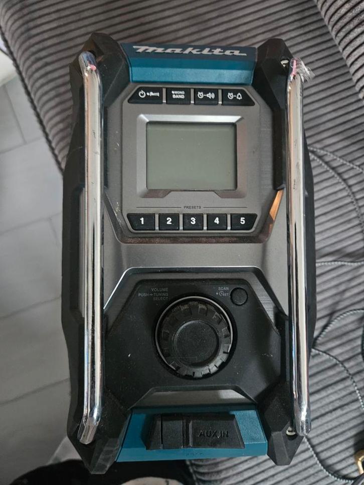 Makita MR001G Bouwradio, Zonder Accu, Audio, Tv en Foto, Radio's, Gebruikt, Bouwradio, Ophalen of Verzenden