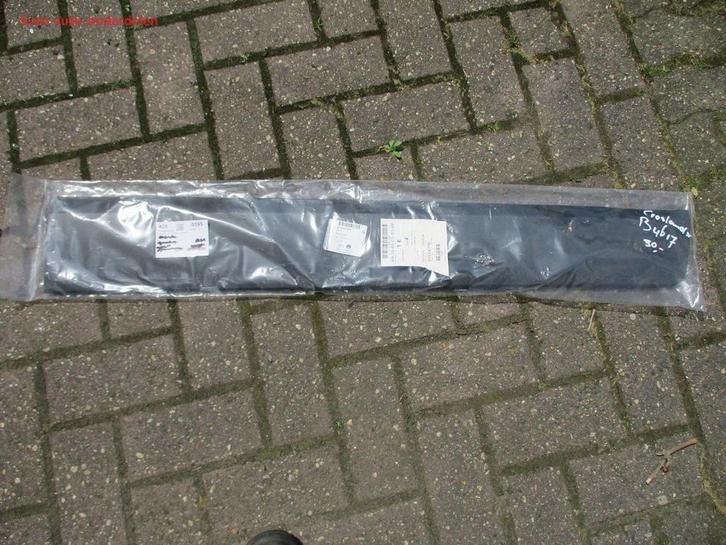 rechts voor portier lijst onder crossland X, Auto-onderdelen, Interieur en Bekleding, Opel, Nieuw, Ophalen of Verzenden