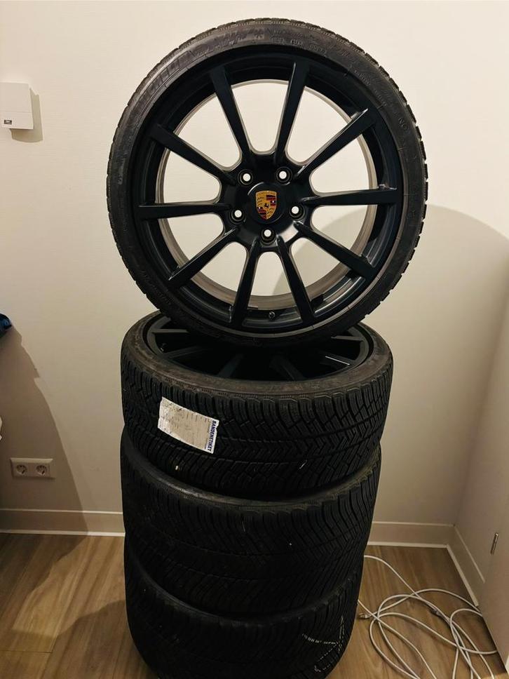 Originele Porsche 911 (991) 20” breedset velgen winterbanden, Auto-onderdelen, Banden en Velgen, Banden en Velgen, Winterbanden