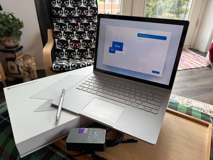 Surface Book 13.5" i5, 256GB SSD, 8GB RAM + Pen & Doos, Computers en Software, Windows Laptops, Gebruikt, 13 inch, SSD, 2 tot 3 Ghz