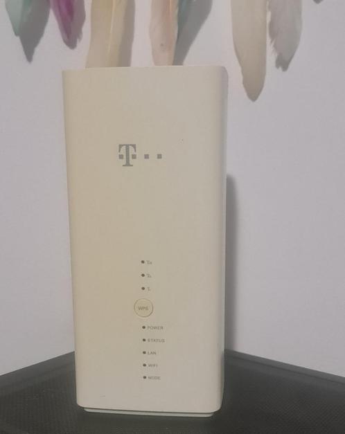 Mobile Wifi LTE Huawei B618S-22D, Computers en Software, Routers en Modems, Zo goed als nieuw, Router met modem, Ophalen of Verzenden