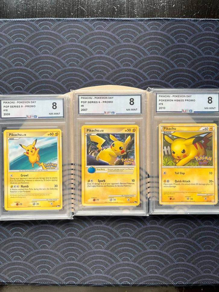 Pikachu Pokemon Day Slab Collectie (UCC 8), Hobby en Vrije tijd, Verzamelkaartspellen | Pokémon, Zo goed als nieuw, Ophalen of Verzenden