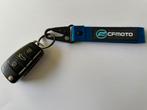 “CFMOTO” sleutelhanger, Verzamelen, Sleutelhangers, Ophalen, Nieuw, Merk