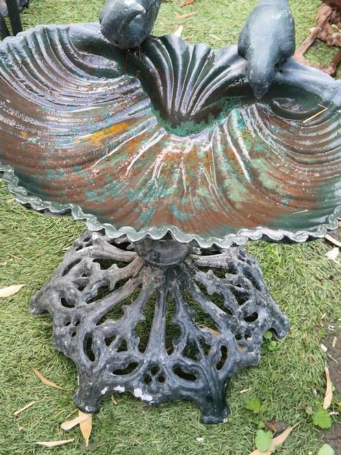Sierlijk vogelbad, een plaatje voor in uw tuin(brocante), Tuin en Terras, Vogelhuisjes en Vogelbaden, Gebruikt, Ophalen of Verzenden