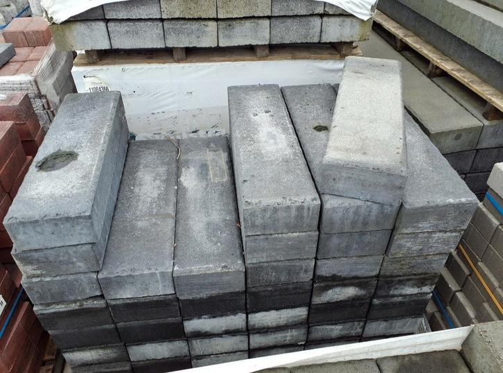 Beton bielzen - 11x20x70cm - €5 per stuk! - 154 stuks, Tuin en Terras, Bielzen en Borders, Zo goed als nieuw, Minder dan 25 cm