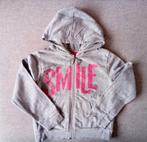 Zgan! Mooi grijs vestje met capuchon. Maat 104/110, Kinderen en Baby's, Kinderkleding | Maat 104, Ophalen of Verzenden, Zo goed als nieuw