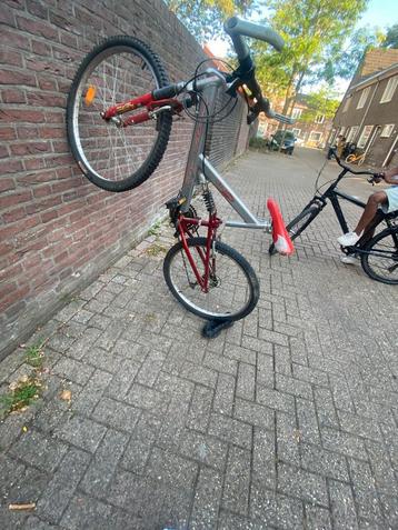 Fiets beschikbaar voor biedingen