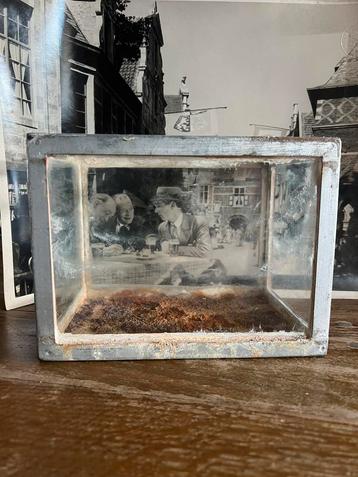 OUD KLEIN AQUARIUM DECORATIE beschikbaar voor biedingen