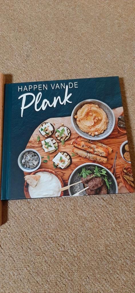 Houten Serveerplank + Kookboek 'Happen van de Plank', Huis en Inrichting, Keuken | Keukenbenodigdheden, Zo goed als nieuw, Ophalen of Verzenden