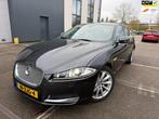 Jaguar XF 2.2D / AUTOMAAT / NAP / AIRCO / VEEL OPTIES / LEER, Automaat, Euro 5, Achterwielaandrijving, Gebruikt