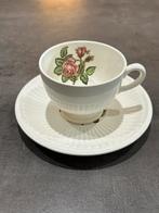 wedgwood moss rose - theekop, Huis en Inrichting, Keuken | Servies, Ophalen, Zo goed als nieuw, Porselein, Wedgwood