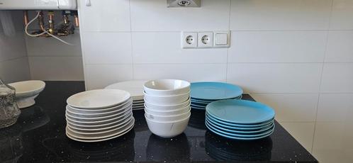 Bestek + Servies + Pannenset + vaasjes + houten planken, Huis en Inrichting, Keuken | Servies, Gebruikt, Compleet servies, Overige stijlen