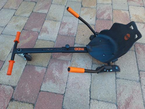 Te koop hoverboard zitje, Kinderen en Baby's, Speelgoed | Buiten | Accuvoertuigen, Zo goed als nieuw, Ophalen