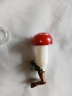 oude glazen paddestoel op clip ruim 8 cm, Diversen, Kerst, Ophalen of Verzenden, Gebruikt