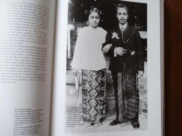 Batik, fabled cloth of Java - Inger McCabe Elliott gebonden beschikbaar voor biedingen