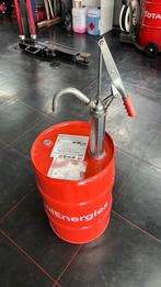 Handmatige oliepomp, Ophalen of Verzenden, Zo goed als nieuw